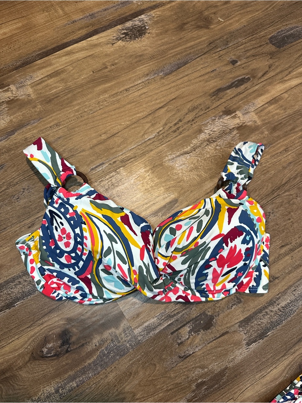 Anne Cole Women's Watercolor Paisley Underwire Twist Front Bikini Top